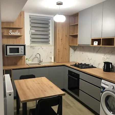 Felicity2 Apartment